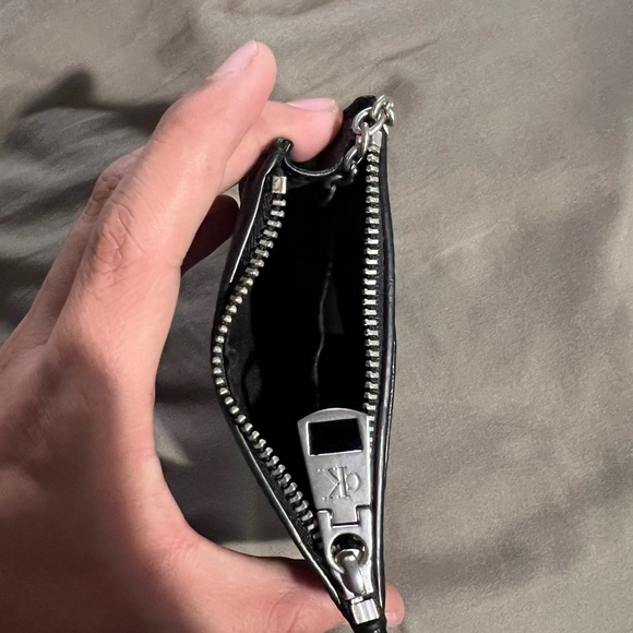 Calvin Klein new key chain wallet - Picture 2 of 3